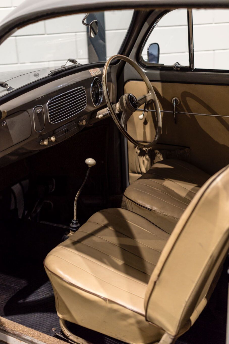 interior passenger Volkswagen Kaefer