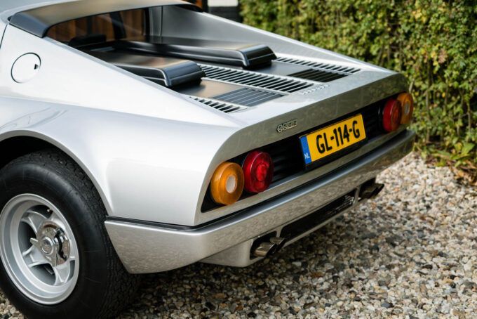 rear Ferrari 512 BB