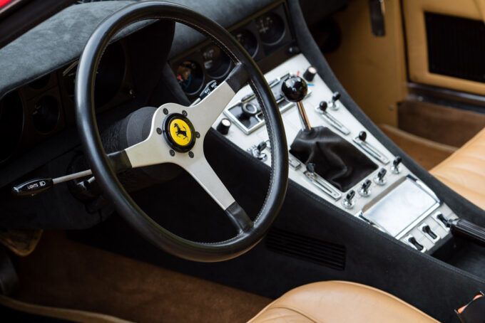 steering wheel Ferrari 365gtc/4