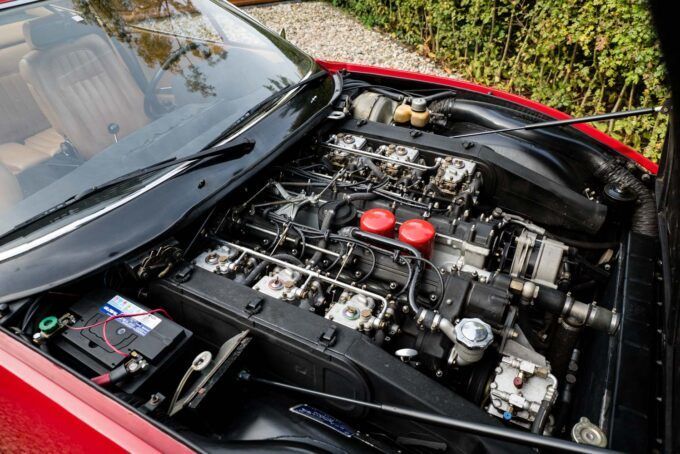 engine Ferrari 365gtc/4