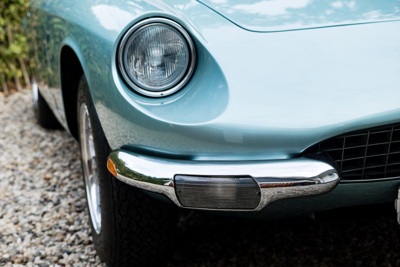 front light Ferrari 365 GT 2+2