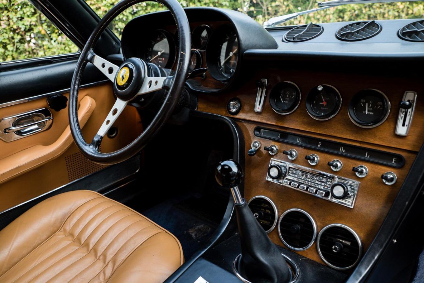 dashnboard right Ferrari 365 GT 2+2