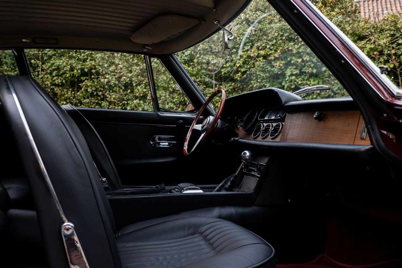 interior passenger Ferrari 330GT 1966