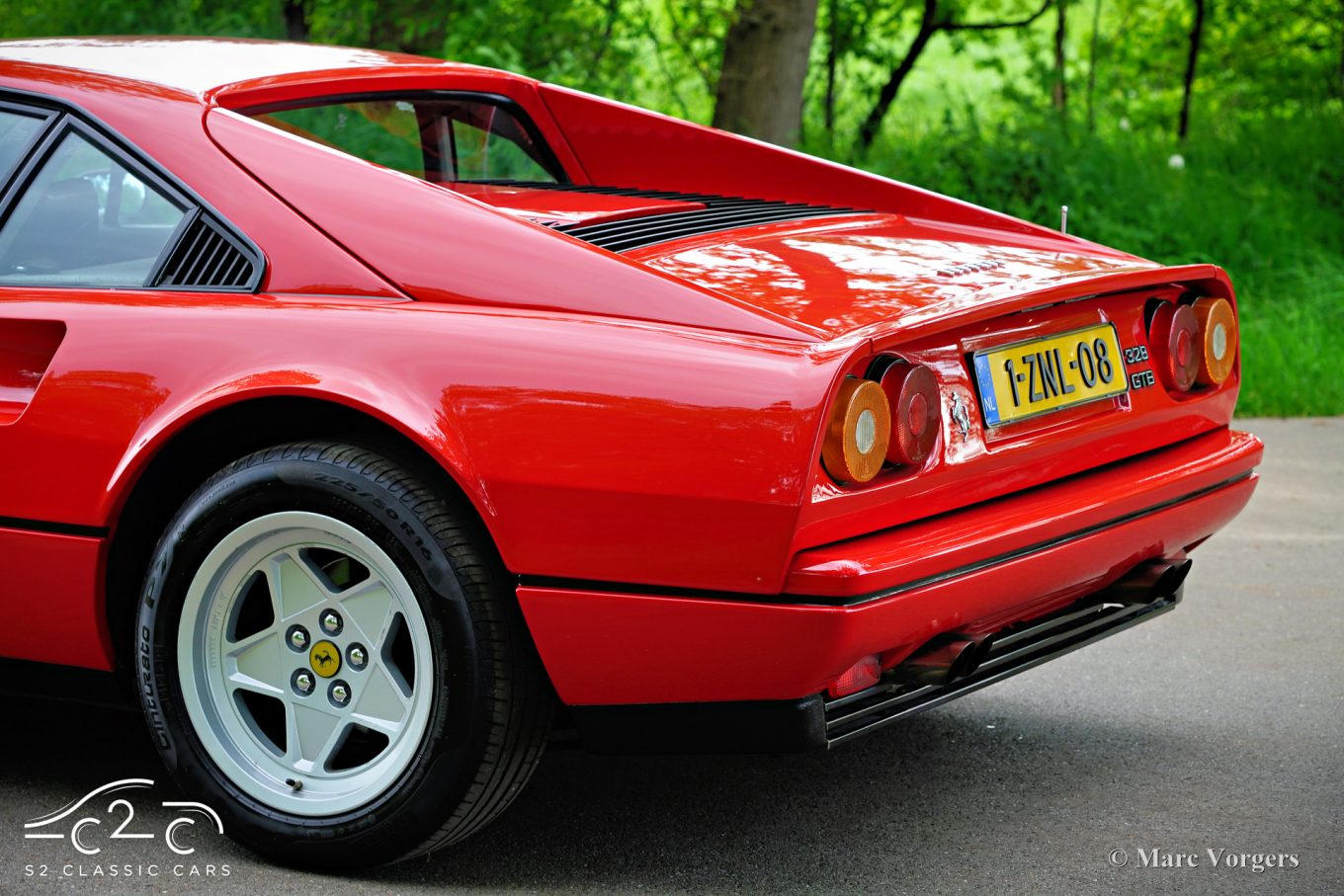 Ferrari 328 GTB