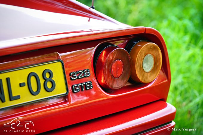 Ferrari 328 GTB