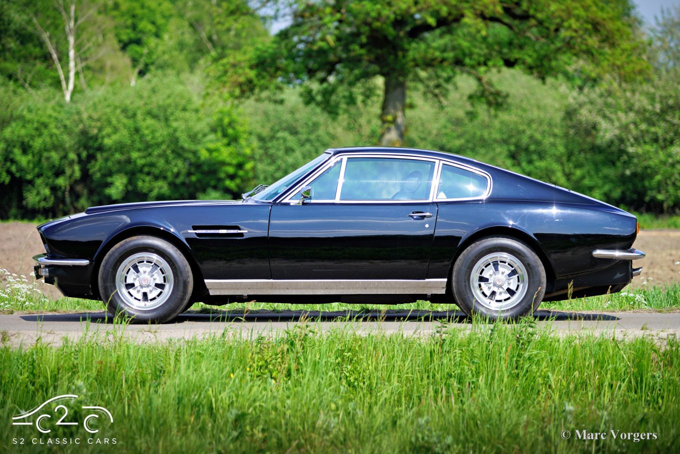 Aston Martin DBS V8 1972