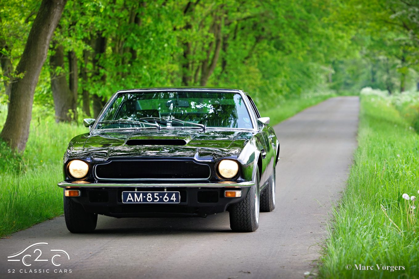 Aston Martin DBS V8 1972