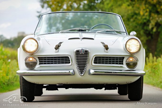 Alfa Romeo 2000 Touring Spider from 1959 for sale