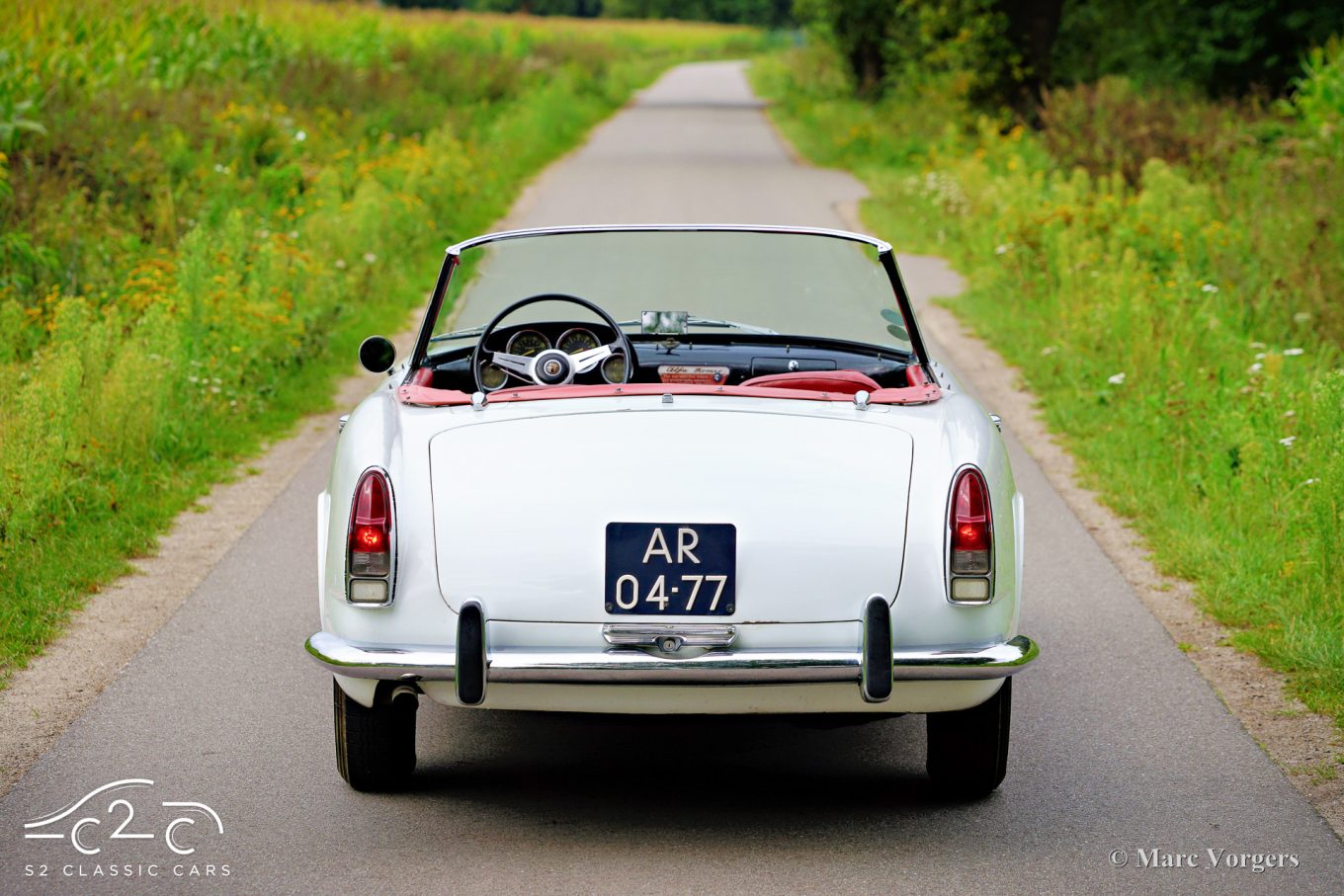 Alfa Romeo 2000 Touring Spider from 1959 for sale