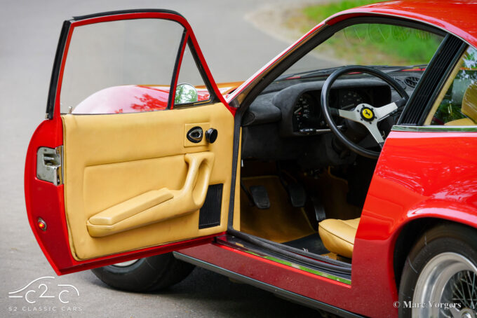 Ferrari 365 GTC/4 Pininfarina Coupé from 1972 for sale