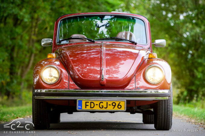 Volkswagen Beetle 1303 LS Cabriolet Fuel injection Champagne Edition 2 1978
