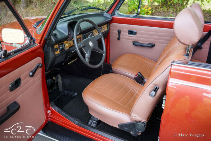 Volkswagen Beetle 1303 LS Cabriolet Fuel injection Champagne Edition 2 1978