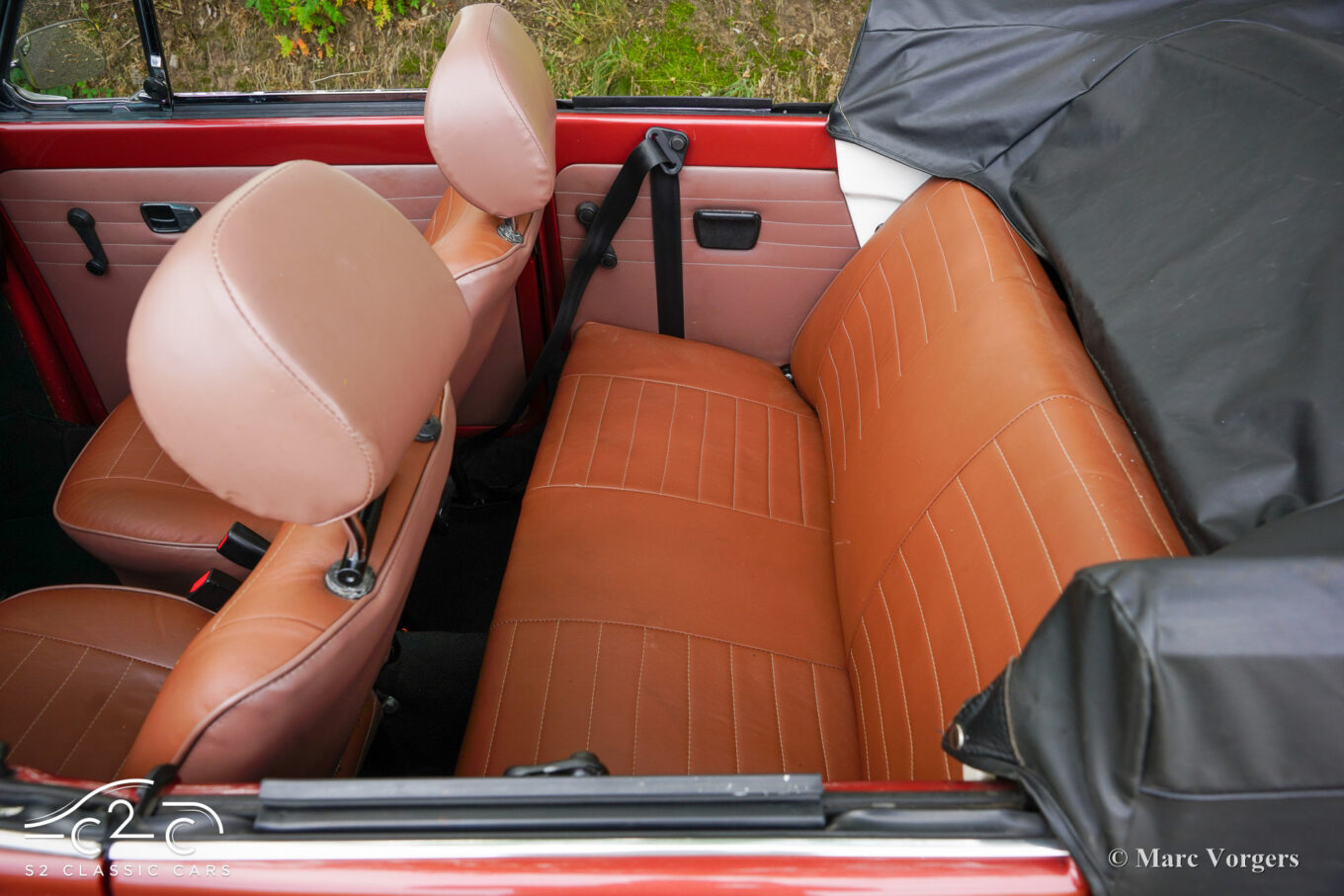 Volkswagen Beetle 1303 LS Cabriolet Fuel injection Champagne Edition 2 1978