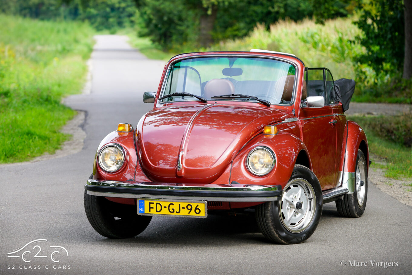 Volkswagen Beetle 1303 LS Cabriolet Fuel injection Champagne Edition 2 1978