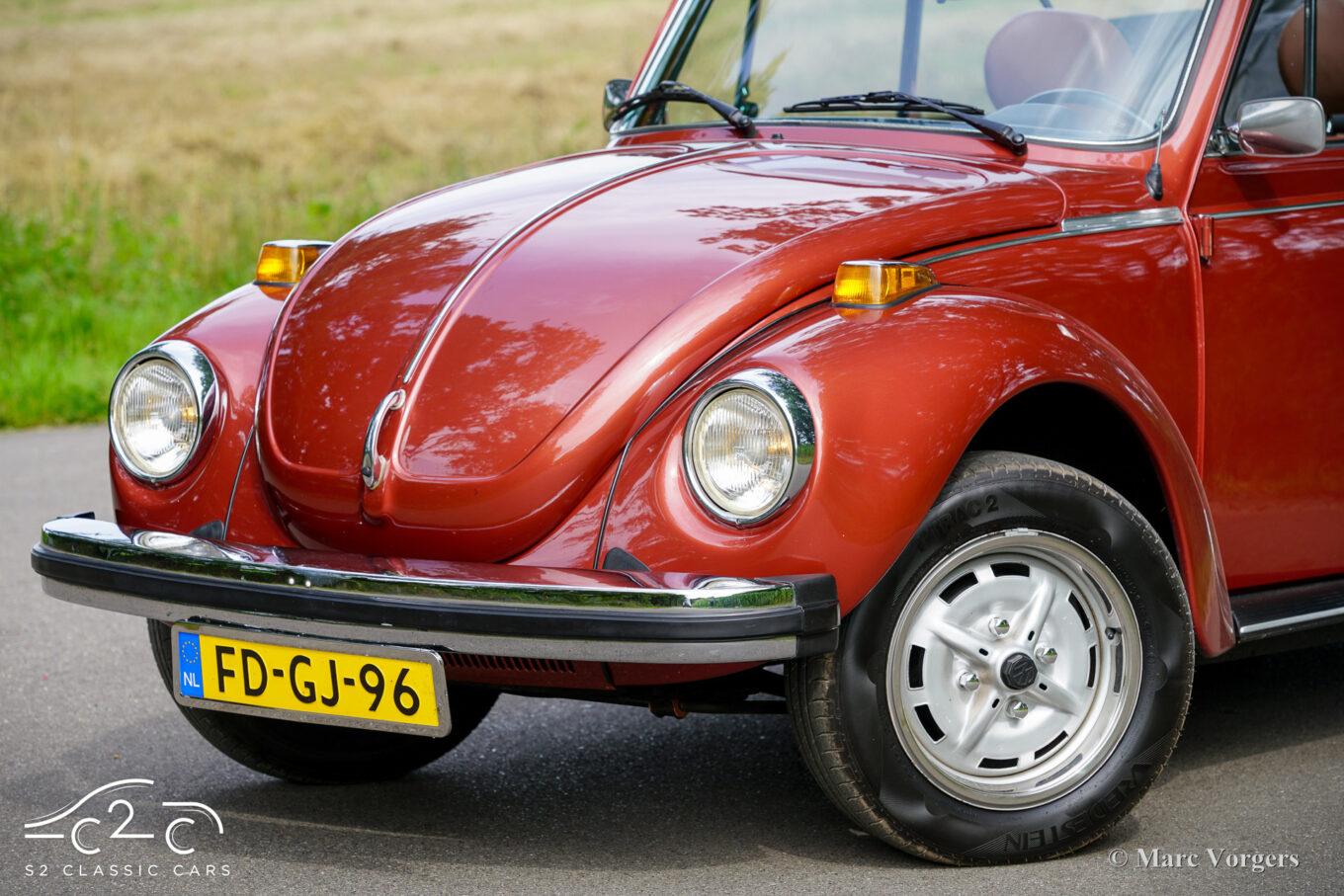 Volkswagen Beetle 1303 LS Cabriolet Fuel injection Champagne Edition 2 1978