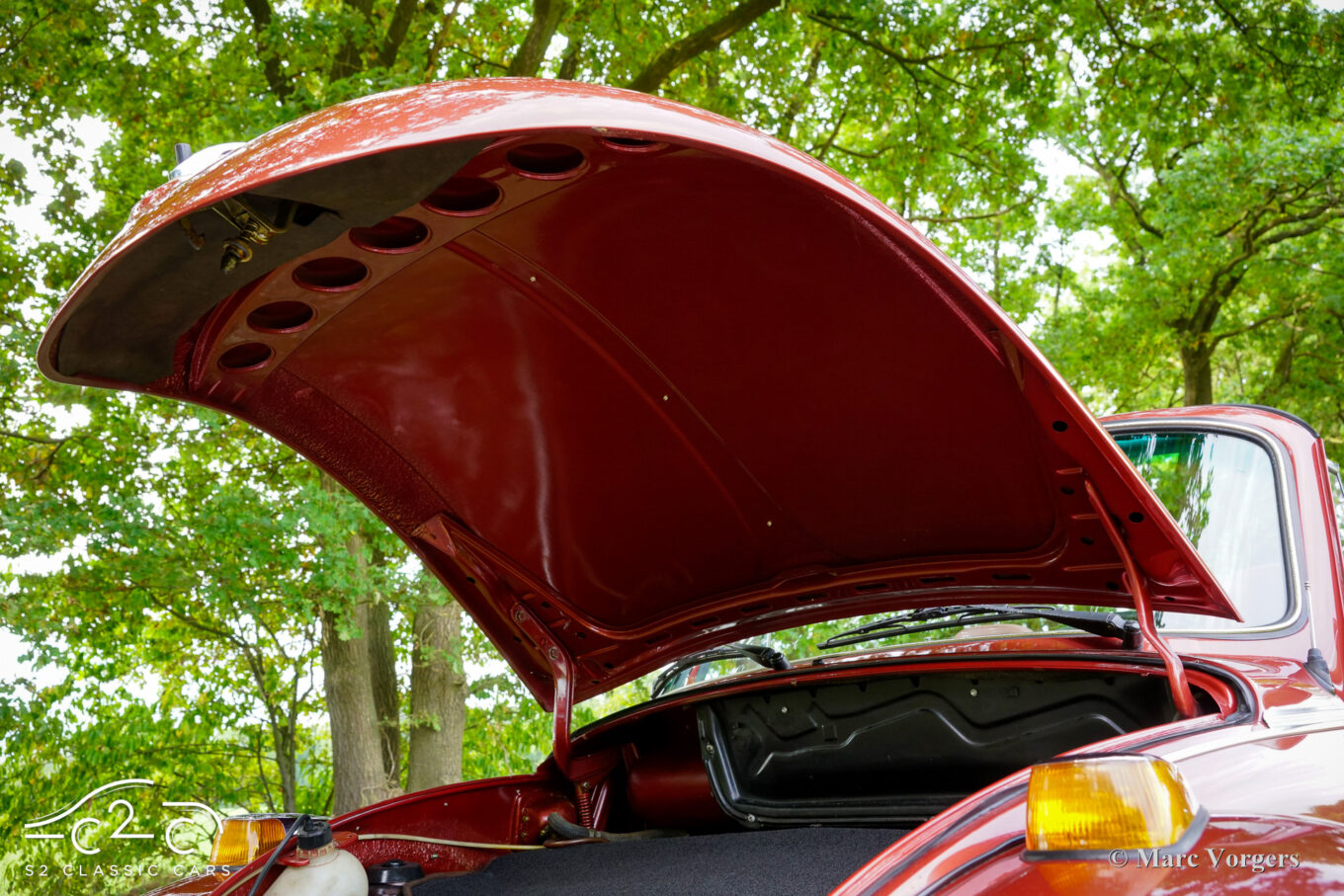 Volkswagen Beetle 1303 LS Cabriolet Fuel injection Champagne Edition 2 1978
