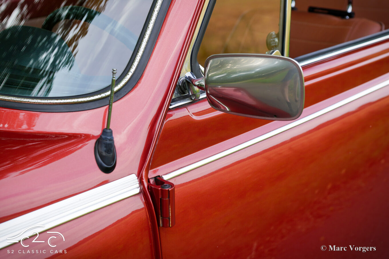 Volkswagen Beetle 1303 LS Cabriolet Fuel injection Champagne Edition 2 1978