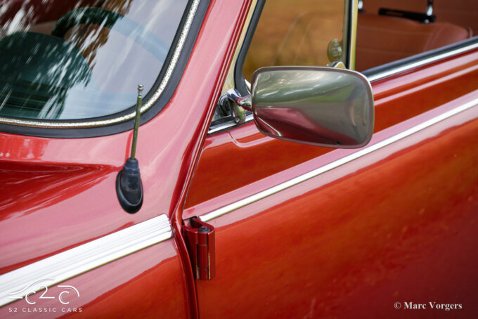 Volkswagen Beetle 1303 LS Cabriolet Fuel injection Champagne Edition 2 1978