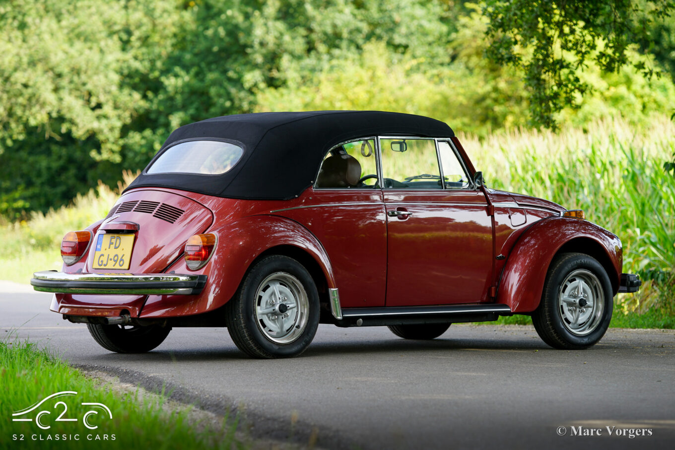 Volkswagen Beetle 1303 LS Cabriolet Fuel injection Champagne Edition 2 1978