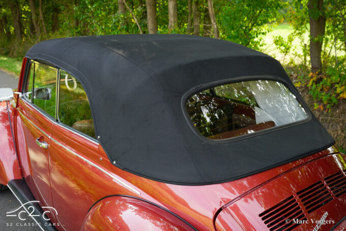 Volkswagen Beetle 1303 LS Cabriolet Fuel injection Champagne Edition 2 1978