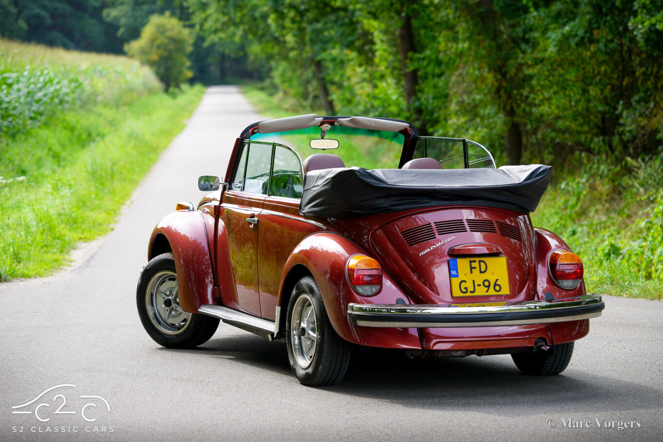Volkswagen Beetle 1303 LS Cabriolet Fuel injection Champagne Edition 2 1978