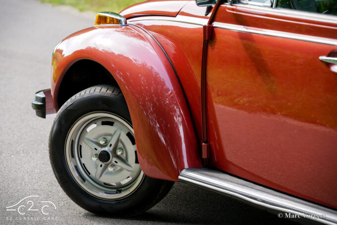 Volkswagen Beetle 1303 LS Cabriolet Fuel injection Champagne Edition 2 1978