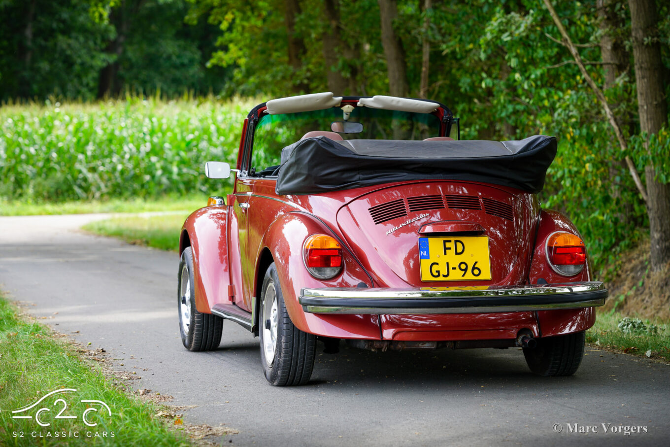 Volkswagen Beetle 1303 LS Cabriolet Fuel injection Champagne Edition 2 1978