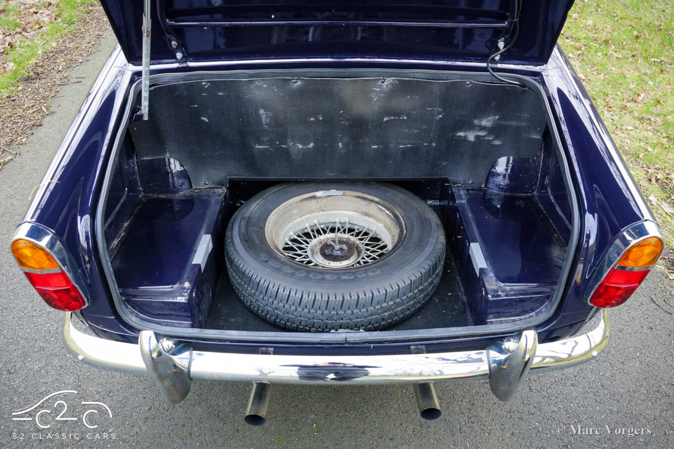 Triumph TR4A from 1966 for sale with Surrey top and British Heritage Certificate