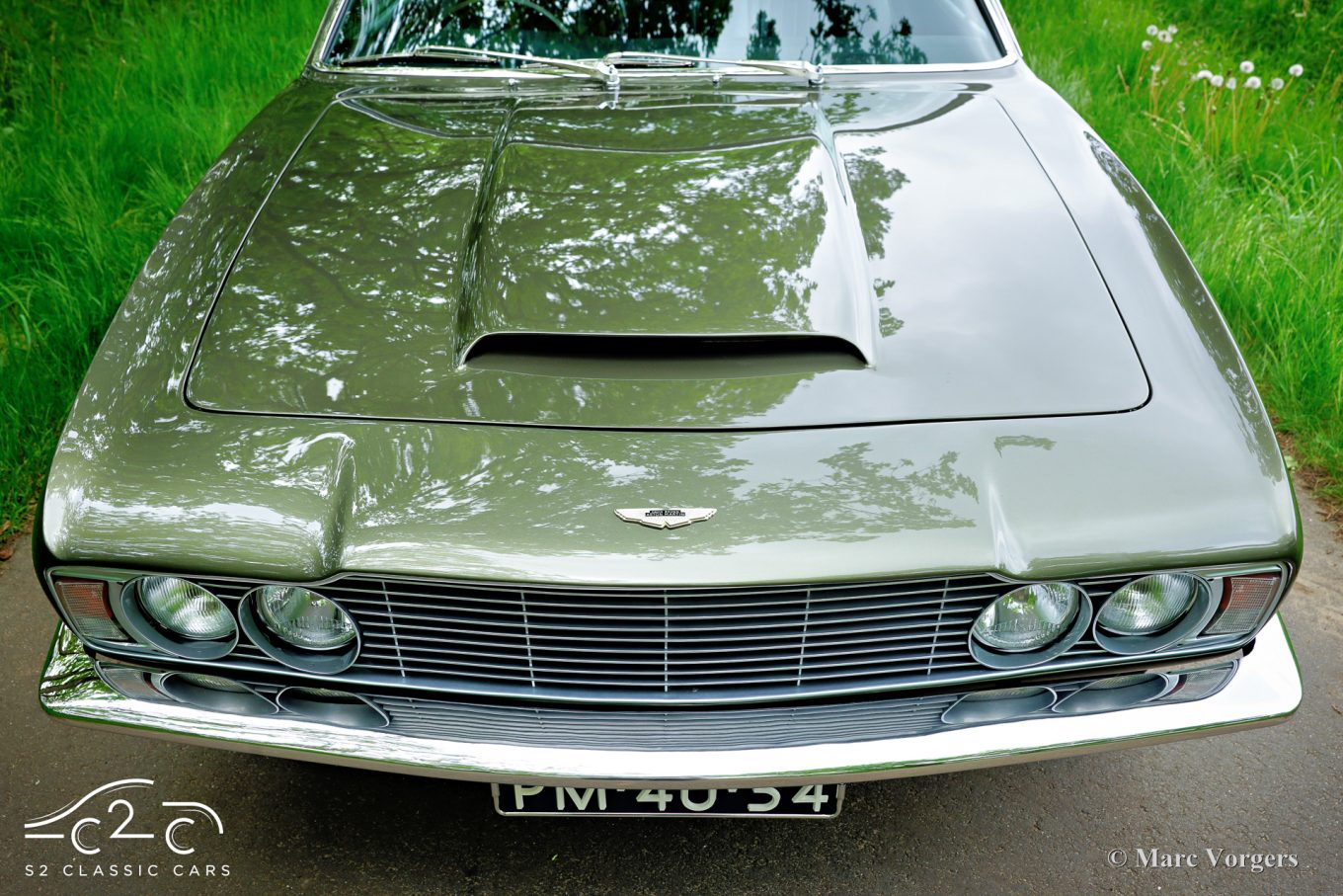 Aston Martin DBS