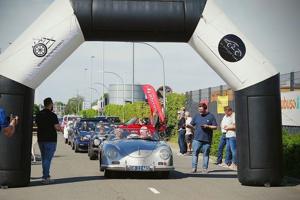 Sqaure Mountain rally tourrit door twente