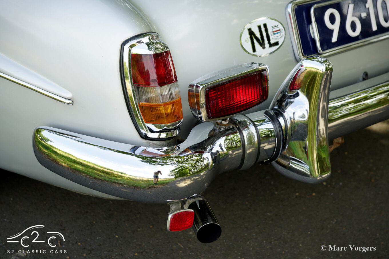 Mercedes 190SL uit 1955 te koop. 1000 Miglia eligible, hard top