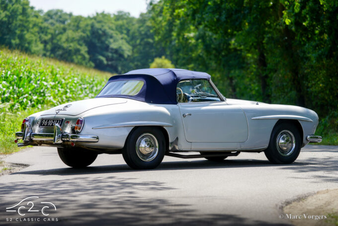 Mercedes 190SL uit 1955 te koop. 1000 Miglia eligible, hard top