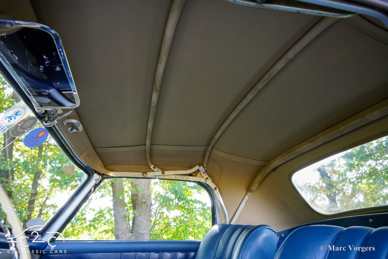 Mercedes 190SL uit 1955 te koop. 1000 Miglia eligible, hard top