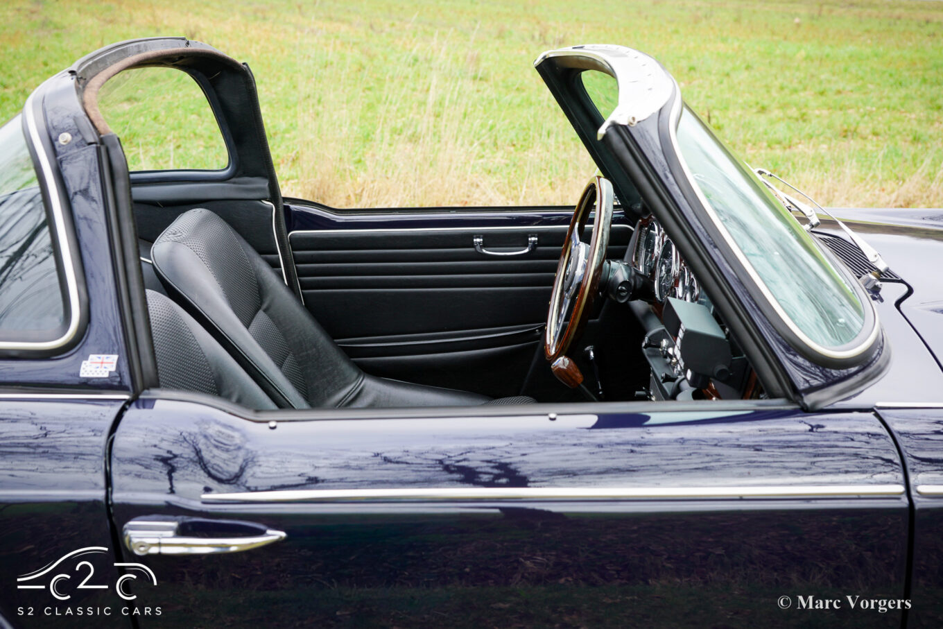 Triumph TR4A 1966 te koop Surrey top