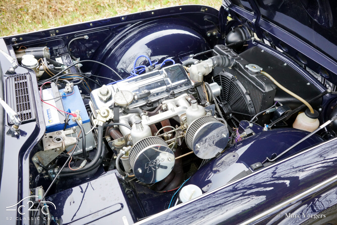 Triumph TR4A 1966 te koop Surrey top