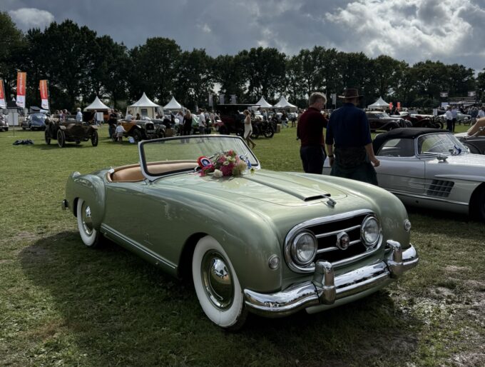 Nash Healey series 2 Pininfarina